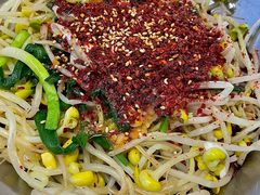 黄豆芽拌韭菜-亚都肥肠(海都汇府店)