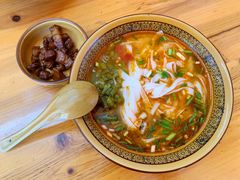 -肇兴特色牛肉粉