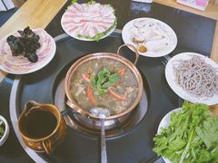 -银同牦牛肉火锅