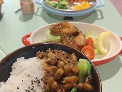 -萨卡屋亲子乐园·餐厅(龙山万物工场店)