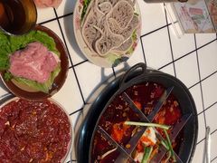 -扎起市井老火锅(乐山总店)