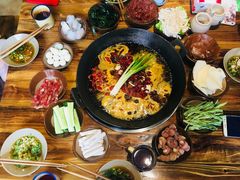 -周幺妹重庆老火锅(银泰城总店)