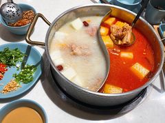 猪手鸳鸯锅-小街猪手(团结湖店)