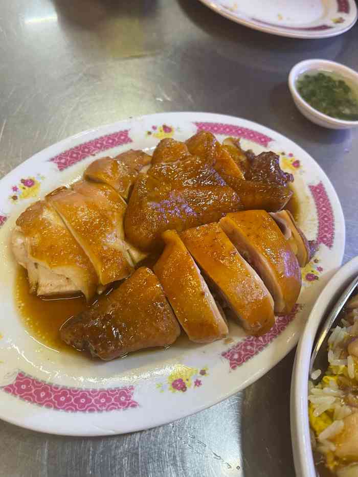 红鲤鱼港式大排档(虹泉路店)-"老公领来的店,装修就很吸引眼球,浓浓