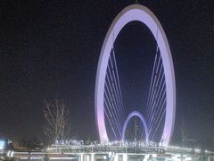 -南京眼步行桥