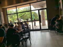 大堂-星巴克(深圳宝安泰华店)