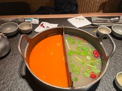 -三出山火锅(南京万象天地店)