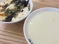 -弄堂咪道-饭香·面香·馄饨香(汇锦广场店)