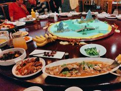-青岛海尔洲际酒店
