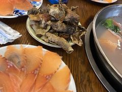 油炸鱼皮-三文彩虹鳟鱼庄