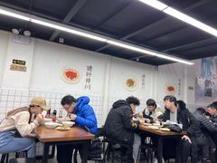 大堂-小狗面馆·杭帮拌川·片儿川(大沽路店)