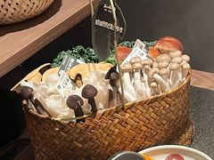 -三出山火锅(南京万象天地店)