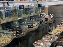 -鑫渔港海鲜本地菜·山海关浑锅(东戴河店)