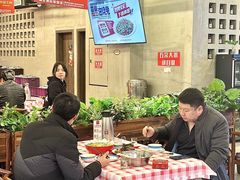 -洪霞餐馆·川菜·鲜货现炒(两江春城店)