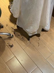 -PE SALON