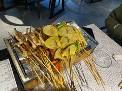 -云晓光头烧烤吧(川沙绿地店)
