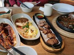 -蜜桃餐厅·伴山(湖滨商业街店)