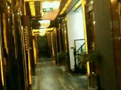 -半岛公馆(淞兴西路店)