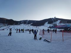 -中旅松花湖滑雪场