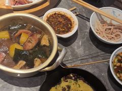 -怪噜范·贵阳小吃大排档旗舰店(世纪金源店)