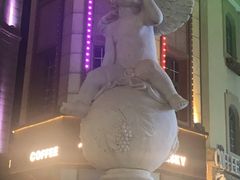 -鲁邦国际风情街(麦世达韩国精品百货店)