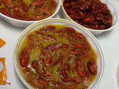 -扒虾小妹儿麻辣海鲜(宏图街店)