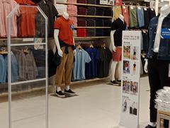 -优衣库(昆明七彩METOWN购物中心店)