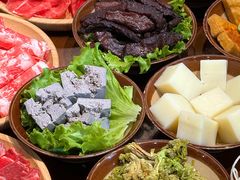 -黔有有贵州酸汤夺夺粉火锅(五味十字店)