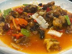 -三江源美食城