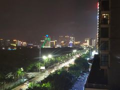 -南湖名都·景湖轩全日制餐厅·海鲜自助·东南亚风味·临湖而食