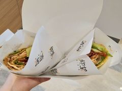 -仰望包角布