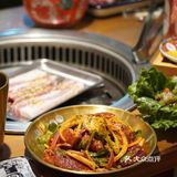 成都探店|老板，来一份82年的烤肉