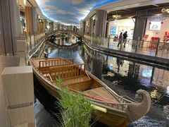 -吾悦广场(南京鼓楼店)