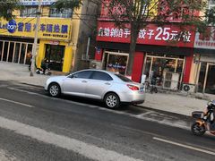 -雷朋汽车隔热膜