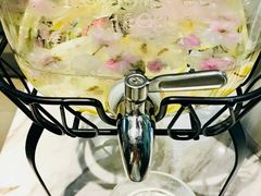 -UNI UNI(环亚凯瑟琳店)