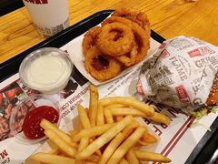 -The Habit Burger Grill 哈比特汉堡(爱琴海店)