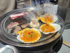 -围炉肉舍•炭烤活鳗•丹东海鲜烤肉(步行街店)