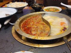 -沸炉重庆老火锅(军事博物馆店)