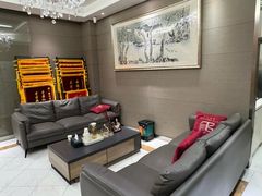 -雅悦齿科(顾村公园店)