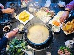 -大匠工房古船木艺术餐厅·猪肚鸡专门店(长白仙岛店)