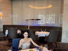 -AZUR聚(香格里拉饭店)