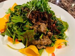 牛肉温泉蛋沙拉-Lets burger非常汉堡·环球风味(蓝色港湾店)