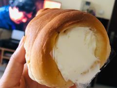 奶油牛角面包-新侨三宝乐面包店(崇文门店)