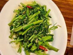 -Phensiri Thai Restaurant