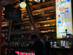 -Famous肥猫墨西哥音乐餐吧(五棵松华熙LIVE店)