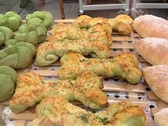 -奈雪的茶(亨特国际广场店)