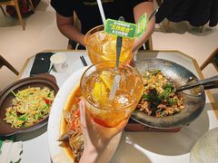 香酥大鲫鱼-费大厨辣椒炒肉(通州万达店)