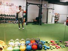-征成健身连锁私教工作室(九公里店)