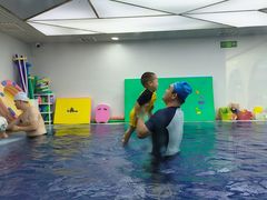 -龙格亲子游泳·水育早教运动中心(绿城店)