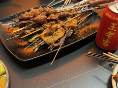 -许哥东北烧烤·铁丳烤串·宫后夹肉(繁花中心店)